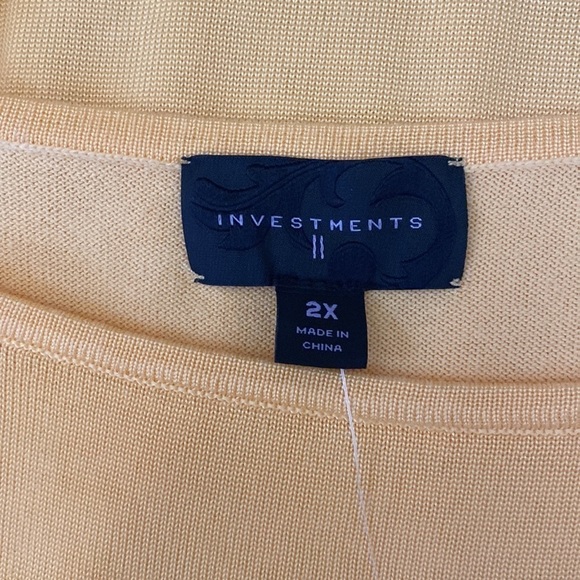 NWT Investments II yellow top. Size 2X - Picture 6 of 9